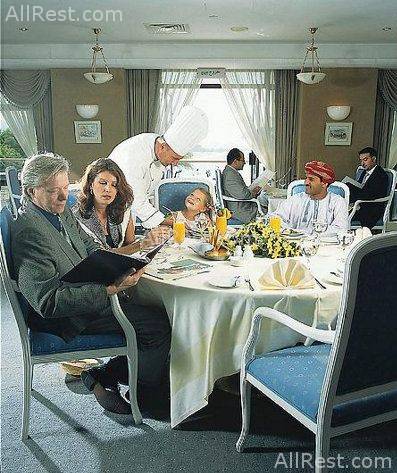 Crowne Plaza Hotel Muscat 5